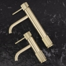 смеситель для умывальника Rea Lungo Stripe низкий, brushed gold (REA-B8050)